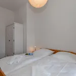Haus Wenden 8 *