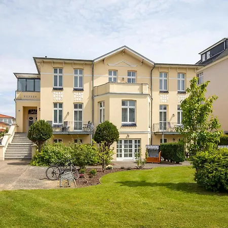 Haus Wenden 8 * Kuehlungsborn